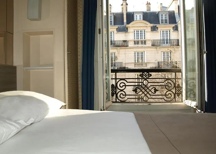 Hotel Eiffel Kensington